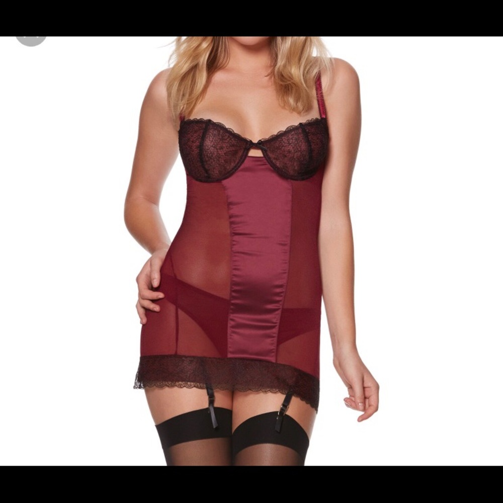 BLUSH demi chemise set - Cabernet NWT